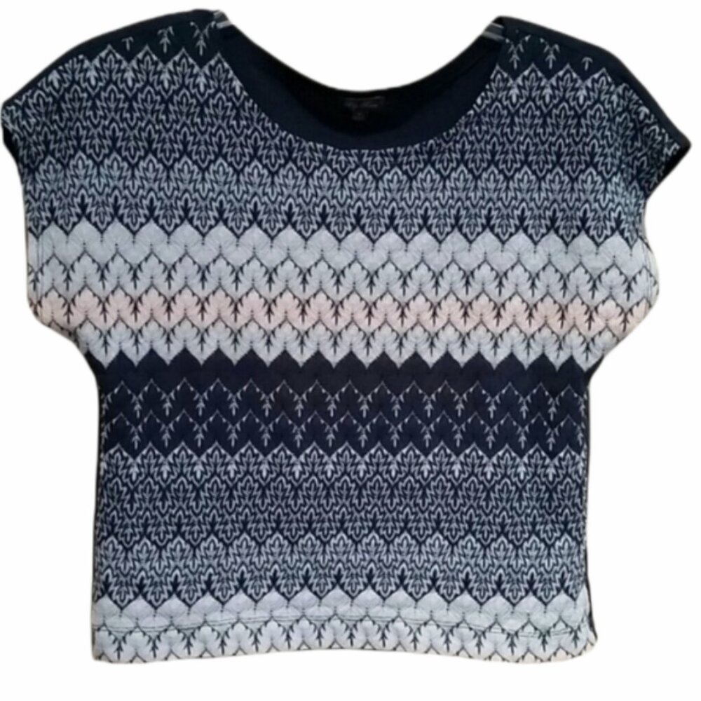 Lily Rose Blue Knit Lace Front Blouse EUC sz M